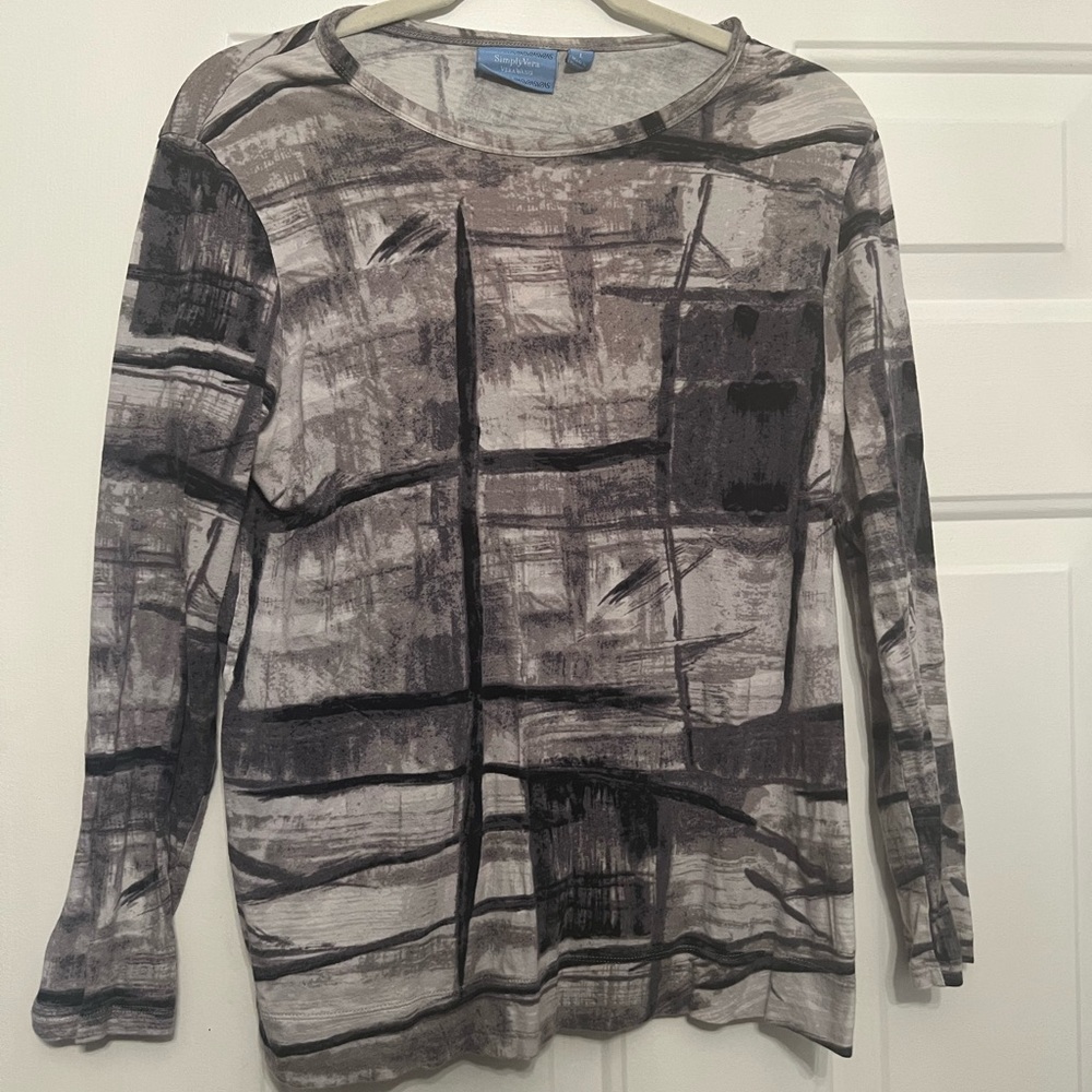 Simply Vera  Sleeve knit top in black &grey size L